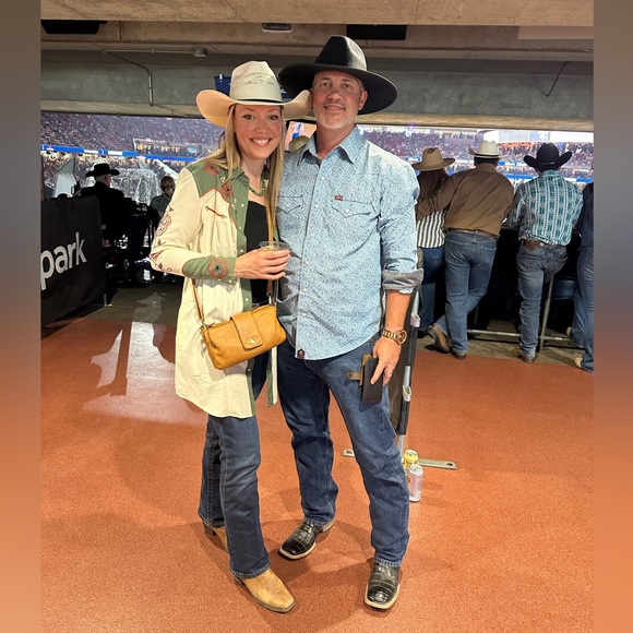 Meet your Posher, Nick - Picture 5 of 8